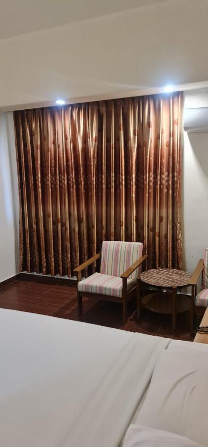 Paradise Hotel تانجونغ بينانغ المظهر الخارجي الصورة