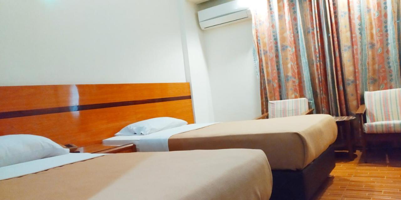 Paradise Hotel تانجونغ بينانغ المظهر الخارجي الصورة