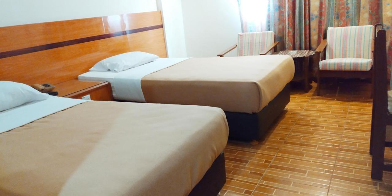 Paradise Hotel تانجونغ بينانغ المظهر الخارجي الصورة